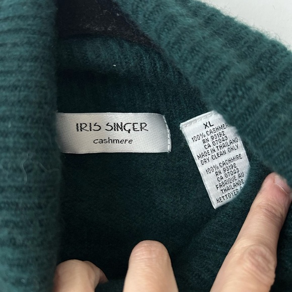 Iris Singer green cashmere turtleneck sweater - Picture 7 of 12